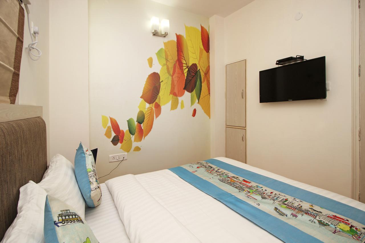 Hotel Nanak Residency Нью-Дели Экстерьер фото